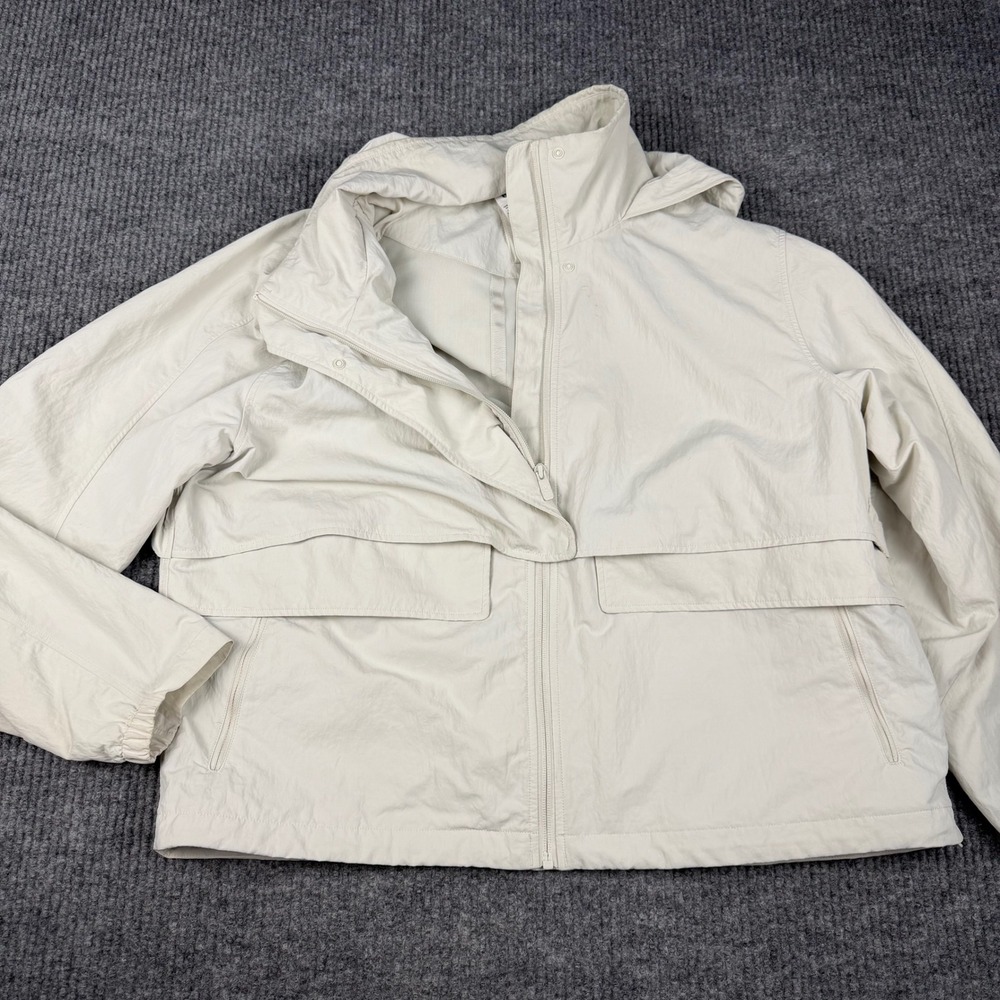 Lululemon Always Effortless Jacket Womens 14 Light Ivory Water Resistant